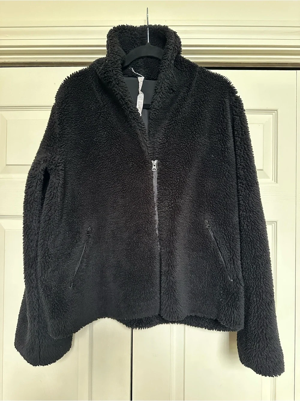 Alo Yoga Cozy up Jacket (Black)